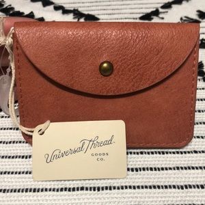 NWT Universal Thread Wallet